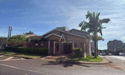 Casa Residencial 3 quartos à venda no Bairro REGIAO DO LAGO em CASCAVEL por R$ 750.000,00