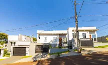 Casa Residencial à venda no Bairro VILA BECKER em TOLEDO por R$ 750.000,00