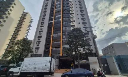 Exelente apartamento no centro de Cascavel, semimobiliado