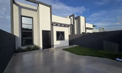 Sobrado 3 quartos com sobra de terreno à venda no Bairro JARDIM PARIZZOTTO em TOLEDO por R$ 640.000,00
