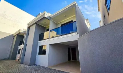 Sobrado à venda com 3 suítes, localizado no Bairro Fag, em Cascavel-Pr., por R$ 539.000,00