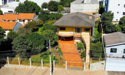 Casa Residencial 4 quartos à venda no Bairro CANCELLI em CASCAVEL por R$ 3.700.000,00