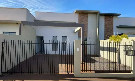 Casa Residencial 2 quartos à venda no Bairro PINHEIRINHO em TOLEDO por R$ 290.000,00