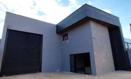 Barracão Comercial para aluguel no Bairro CENTRO em TOLEDO por R$ 8.900,00