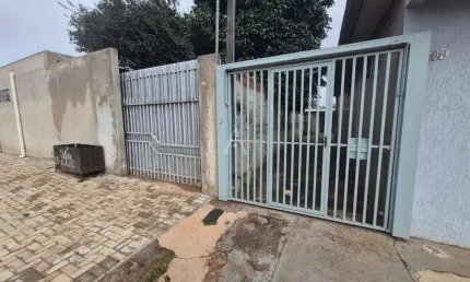 Casa com 2 quartos para alugar na Rua Adoniram Barbosa, Brasília, Cascavel