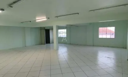 Sala comercial para aluguel no bairro centro em toledo por r$ 1.400,00