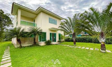 Casa alto padrão com 4 dormitórios à venda, 240m² por R$1.500.000 - Cond. Pedra