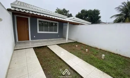 Casa com 2 dormitórios à venda, 78m² por R$ 370.000 - São José do Imbassaí - Mar