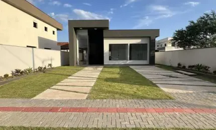 Casa com 4 quartos, 427m² por R$ 860.000 - Cond. Solaris (Cajueiros) - Maricá/RJ