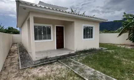 Casa com 2 quartos, 222m² por R$ 310.000 - Jaconé/Rj