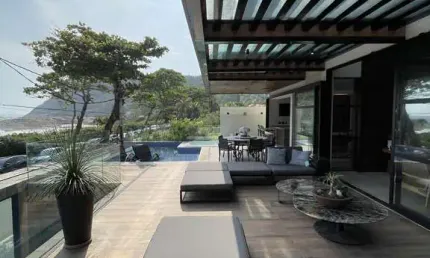 Casa de alto padrão com 4 suítes à venda, 650m² por R$14.900.000.00 - Orla de It