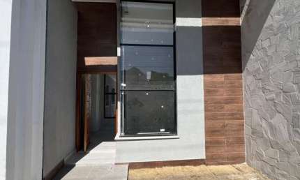 Casa com 3 dormitórios à venda, 225m² por R$ 720.000 - Praia de Itaipuaçu - Mari