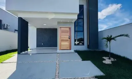Casa com 3 dormitórios á venda, 240m² por R$ 595.000 - Cond. Royal Garden (Pindo