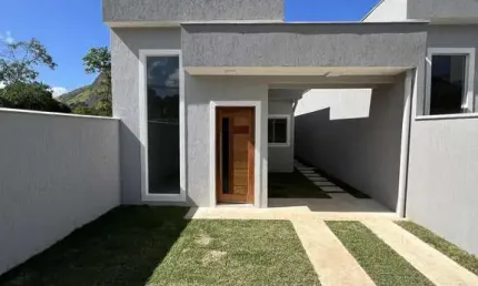 Casa com 2 dormitórios à venda, 220,50m² por R$ 450.000 - Itaocaia Valley - Mari