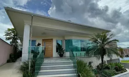 Casa de alto padrão com 4 dormitórios à venda, 366m² por R$1.300.000 - Cond. Sol