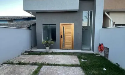 Casa com 3 dormitórios à venda, 240m² por R$ 648.000 - Praia de Itaipuaçu - Mari