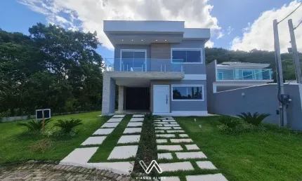 Casa com 3 dormitórios à venda, 311m² por R$750.000 - Cajueiros (Itaipuaçu) - Ma