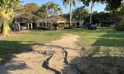 Casa de alto padrão com 3 dormitórios à venda, 4.950m² por R$2.000.000.00 - Baln
