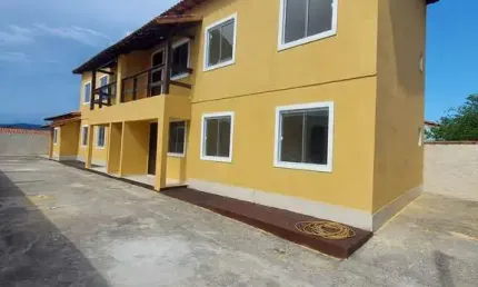 Casa com 2 dormitórios à venda, 360m² por R$280.000 - Itapeba - Maricá/RJ