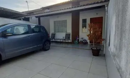 Casa com 3 dormitórios à venda, 240m² por R$650.000 - Barroco (Itaipuaçu) - Mari