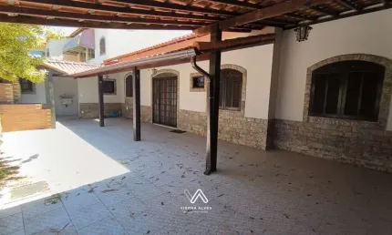Casa com 2 dormitórios à venda, 200m² por R$ 390.000 - Jardim Atlântico Oeste (I