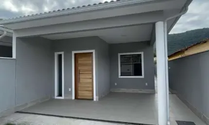 Casa com 3 quartos, 240m² por R$ 595.000 - Barroco (Itaipuaçu) - Maricá/RJ