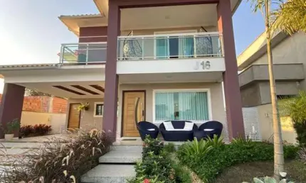 Casa de alto padrão com 4 suítes à venda, 382m² por R$2.000.000.00 - Cond. Lands