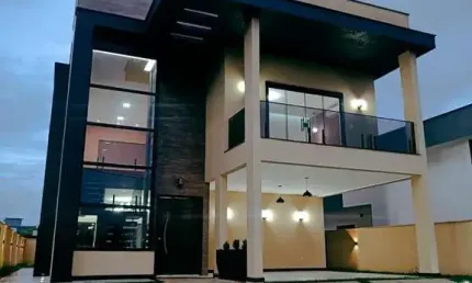 Casa de alto padrão com 4 dormitórios à venda, 370,80m² por R$1.600.000 - Cond.
