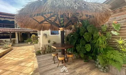 Casa com 3 dormitórios à venda, 480m² por R$ 700.000 - Praia de Itaipuaçu - Mari