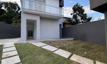 Casa com 3 dormitórios à venda, 220m² por R$525.000 - Cond. Alferes Tiradentes (