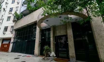 Apartamento com 1 dormitório à venda, por R$649.000 - Cond. Copacabana One Flat