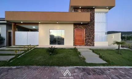 Casa alto padrão com 3 dormitórios à venda, 396,44m² por R$1.200.000 - Cond. Lan