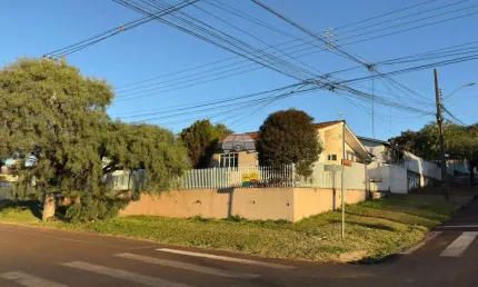 Casa com 2 quartos para alugar na rua amambaí, 423, pinheirinho, pato branco, 70 m2 por r$ 1.600