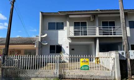 Casa com 3 quartos para alugar na Rua das Flores, 148, Alvorada, Pato Branco, 111 m2 por R$ 1.640