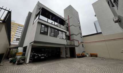 Apartamento com 3 quartos para alugar na Rua Caramuru, 473, Centro, Pato Branco, 280 m2 por R$ 5.000