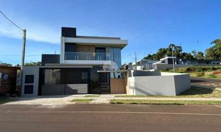 Casa com 3 quartos para alugar na Rua Itabira, 3250, Centro, Pato Branco, 160 m2 por R$ 4.500