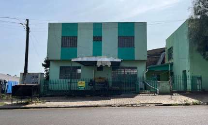 Apartamento com 3 quartos para alugar na Rua Edimo Belmiro Pastro, 18, Bela Vista, Pato Branco por R$ 980