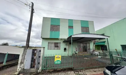 Apartamento com 3 quartos para alugar na Rua Edimo Belmiro Pastro, 18, Bela Vista, Pato Branco por R$ 980