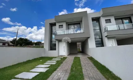 Casa com 3 quartos para alugar na Rua Vitélio Parzianello, 1112, Fraron, Pato Branco, 78 m2 por R$ 2.300