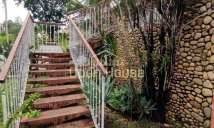GRANDE OPORTUNIDADE!! Casa com 3 quartos sendo uma suíte, mais terreno de 360m² à venda no Laranjal