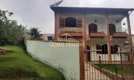 Encontre o Seu Lar Perfeito em Volta Redonda: Casa de Luxo com 4 Quartos no Jardim Belvedere