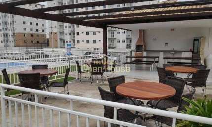 Seu Refúgio de Lazer em Roma, Volta Redonda: Apartamento Acolhedor no Primeiro Andar com 2 Quartos