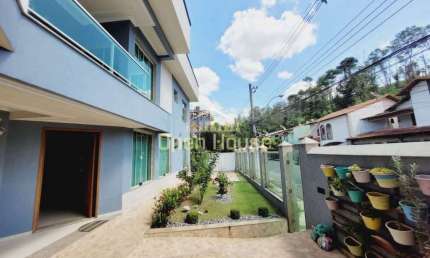 Encontre seu Refúgio dos Sonhos em Volta Redonda: Casa de 4 Quartos, 3 Suítes e Espaços Encantadore