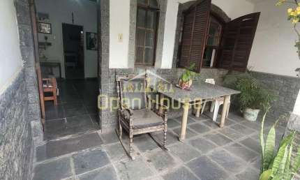 Casa dos Sonhos à Venda no Aterrado, Volta Redonda, RJ – Conforto, Praticidade e Excelente Localiza