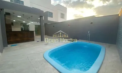 Casa Duplex com 3 Quartos e Área Gourmet em Pinheiral/RJ – Com Piscina, Suíte com Sacada e Churrasq