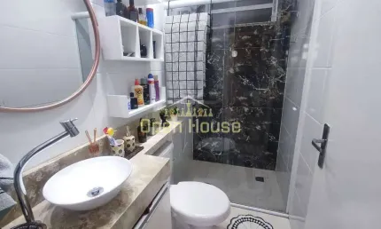 Apartamento dos Seus Sonhos: Conforto e Praticidade a 10 Minutos do Aterrado!A