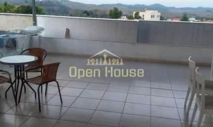 Apartamento com Terraço Exclusivo e Suíte em Rua Tranquila – Oportunidade Única no Bairro Familiar