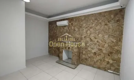 Casa Comercial para Aluguel no Aterrado – Ideal para Escritórios, Clínicas e Negócios em Volta Redo