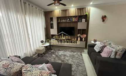 Casa Duplex à Venda no Retiro, Volta Redonda – 3 Quartos, Suíte com Closet, Áreas Gourmet e Excelen