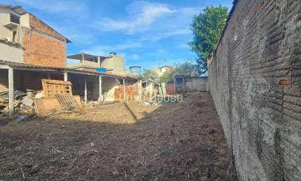 Terreno Plano e Bem Localizado a Menos de 5 Minutos da Vila Santa Cecília em Volta Redonda – Oportu